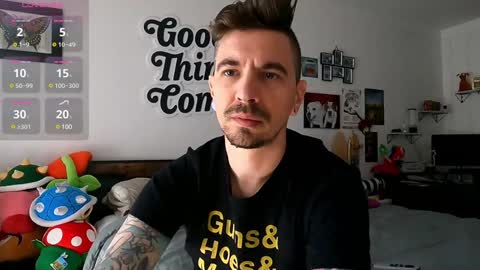 Couple of Bad Rabbits online show from 15, 12, 2024