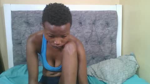 Snapshot of bads_hornies chatting on 20, 12, 2025 bads_hornies online show from 20, 12, 2025