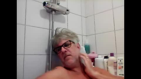 Snapshot of baggelina75 chatting on 9, 1, 2025 baggelina75 online show from 9, 1, 2025