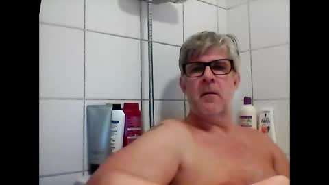 Snapshot of baggelina75 chatting on 28, 1, 2025 baggelina75 online show from 28, 1, 2025