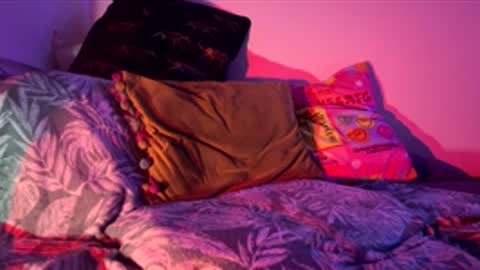 Snapshot of bags24 chatting on 16, 3, 2026 Bags24 online show from 16, 3, 2026