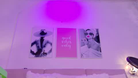 Bahia Marquez online show from 12, 1, 2026