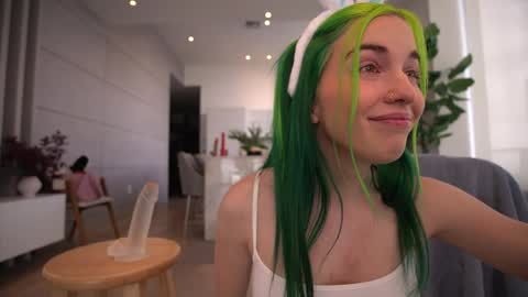 Bailey online show from 5, 4, 2026