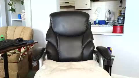 Anthony online show from 10, 10, 2025