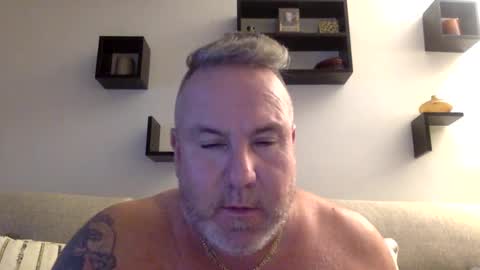 banana5289 online show from 10, 12, 2024