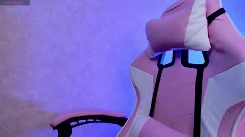 Snapshot of barbara_dennis chatting on 12, 12, 2024 barbara_dennis online show from 12, 12, 2024