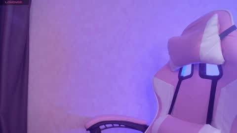 Snapshot of barbara_dennis chatting on 6, 3, 2025 barbara_dennis online show from 6, 3, 2025