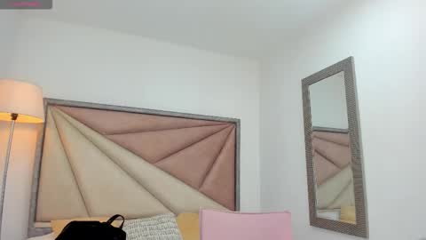 Snapshot of barbaraknox_ chatting on 3, 11, 2025 Barbara online show from 3, 11, 2025