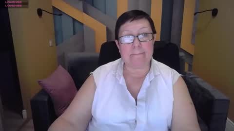 Snapshot of barbaraturners chatting on 4, 2, 2025 barbaraturners online show from 4, 2, 2025