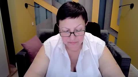 Snapshot of barbaraturners chatting on 11, 2, 2025 barbaraturners online show from 11, 2, 2025