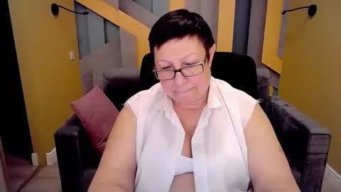 Snapshot of barbaraturners chatting on 16, 2, 2025 barbaraturners online show from 16, 2, 2025