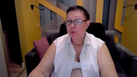 Snapshot of barbaraturners chatting on 10, 3, 2025 barbaraturners online show from 10, 3, 2025