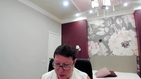 Snapshot of barbaraturners chatting on 19, 10, 2025 barbaraturners online show from 19, 10, 2025