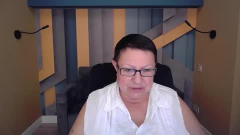 Snapshot of barbaraturners chatting on 21, 11, 2025 barbaraturners online show from 21, 11, 2025