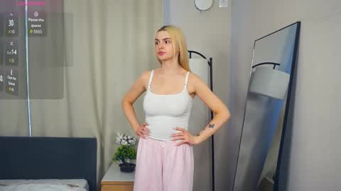 Mikki online show from 4, 2, 2026