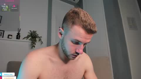 Snapshot of barberryx chatting on 25, 10, 2025 ENRIQUE online show from 25, 10, 2025