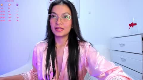  independet model online show from 12, 3, 2025