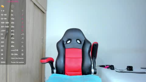 Nicolle  online show from 15, 12, 2025