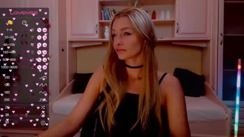 Snapshot of barbie_kiss1 chatting on 7, 1, 2025 barbie online show from 7, 1, 2025