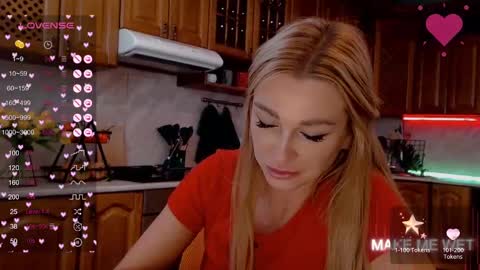 Snapshot of barbie_kiss1 chatting on 13, 1, 2025 barbie online show from 13, 1, 2025