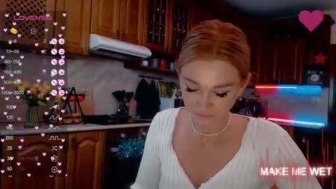 Snapshot of barbie_kiss1 chatting on 14, 1, 2025 barbie online show from 14, 1, 2025