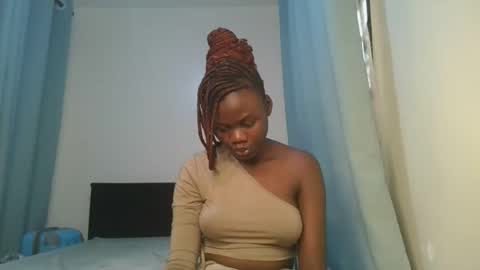 queen online show from 19, 12, 2025