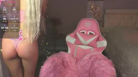 Stacy online show from 3, 12, 2025