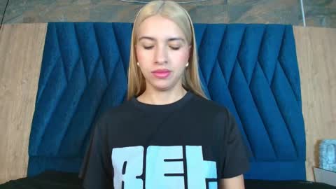 barbiie_98 online show from 19, 9, 2025