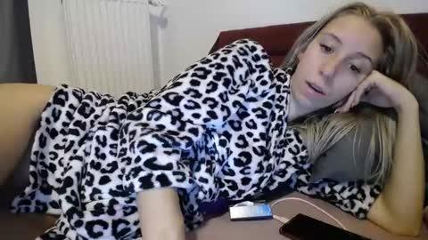 Lena online show from 10, 12, 2024