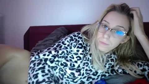 Lena online show from 27, 2, 2025