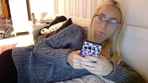 Lena online show from 24, 9, 2025