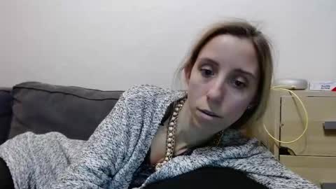 Snapshot of barelylegalblondy chatting on 13, 3, 2026 Lena online show from 13, 3, 2026