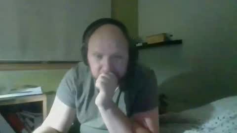 Snapshot of bart_poland chatting on 8, 11, 2025 bart_poland online show from 8, 11, 2025