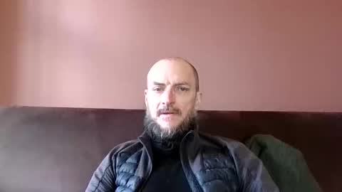 Snapshot of basiccamguy chatting on 2, 4, 2026 basiccamguy online show from 2, 4, 2026