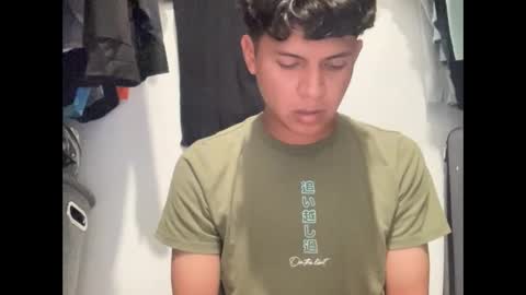 Snapshot of basicflxpx chatting on 7, 4, 2026 Basicflxp online show from 7, 4, 2026