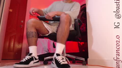 Bastian Independent Model online show from 12, 12, 2024