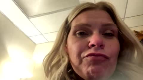 Baylee online show from 24, 11, 2025