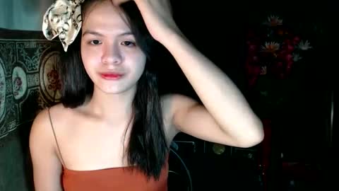 Snapshot of bb_alina chatting on 17, 12, 2025 BB Alina online show from 17, 12, 2025