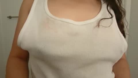 Snapshot of bbbaby03 chatting on 26, 10, 2025 bbbaby03 online show from 26, 10, 2025