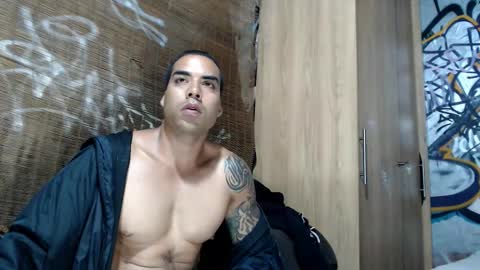 Justin online show from 6, 11, 2025