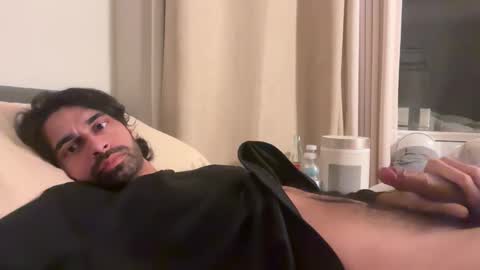 Snapshot of bboy660 chatting on 26, 11, 2025 bboy660 online show from 26, 11, 2025