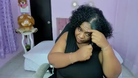 Snapshot of bbw_charlote chatting on 1, 3, 2026 Charlote online show from 1, 3, 2026