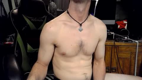 bchillin28 online show from 27, 3, 2026