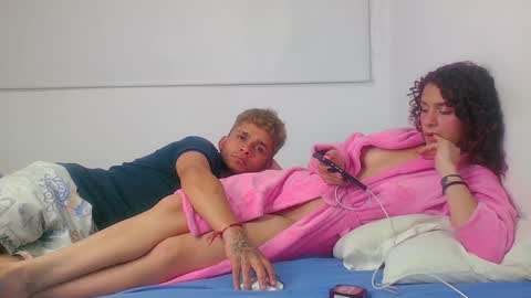 Sara  Juan online show from 31, 12, 2024