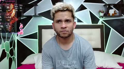 Sara  Juan online show from 10, 3, 2025