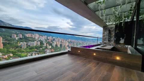 Snapshot of bear4muscle chatting on 7, 3, 2025 Dookie online show from 7, 3, 2025