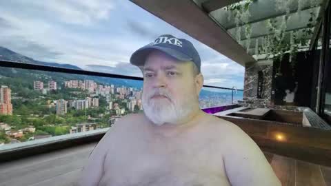 Snapshot of bear4muscle chatting on 22, 2, 2026 Dookie online show from 22, 2, 2026