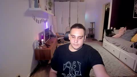 bear_beer130 online show from 10, 11, 2025