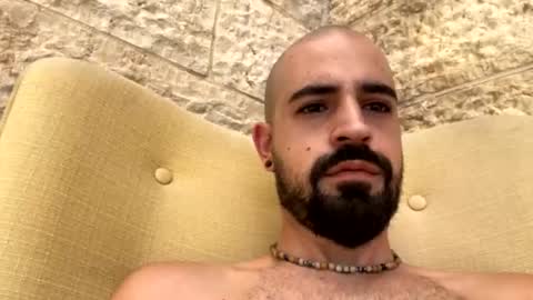 Snapshot of beardedbaldy_09 chatting on 11, 10, 2025 Ask me online show from 11, 10, 2025
