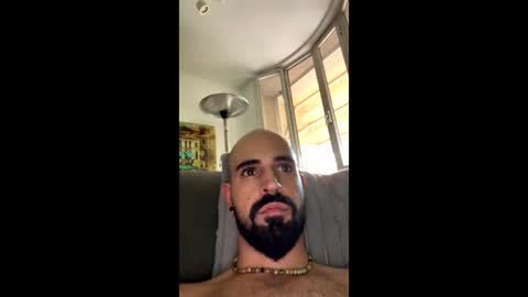 Snapshot of beardedbaldy_09 chatting on 12, 10, 2025 Ask me online show from 12, 10, 2025